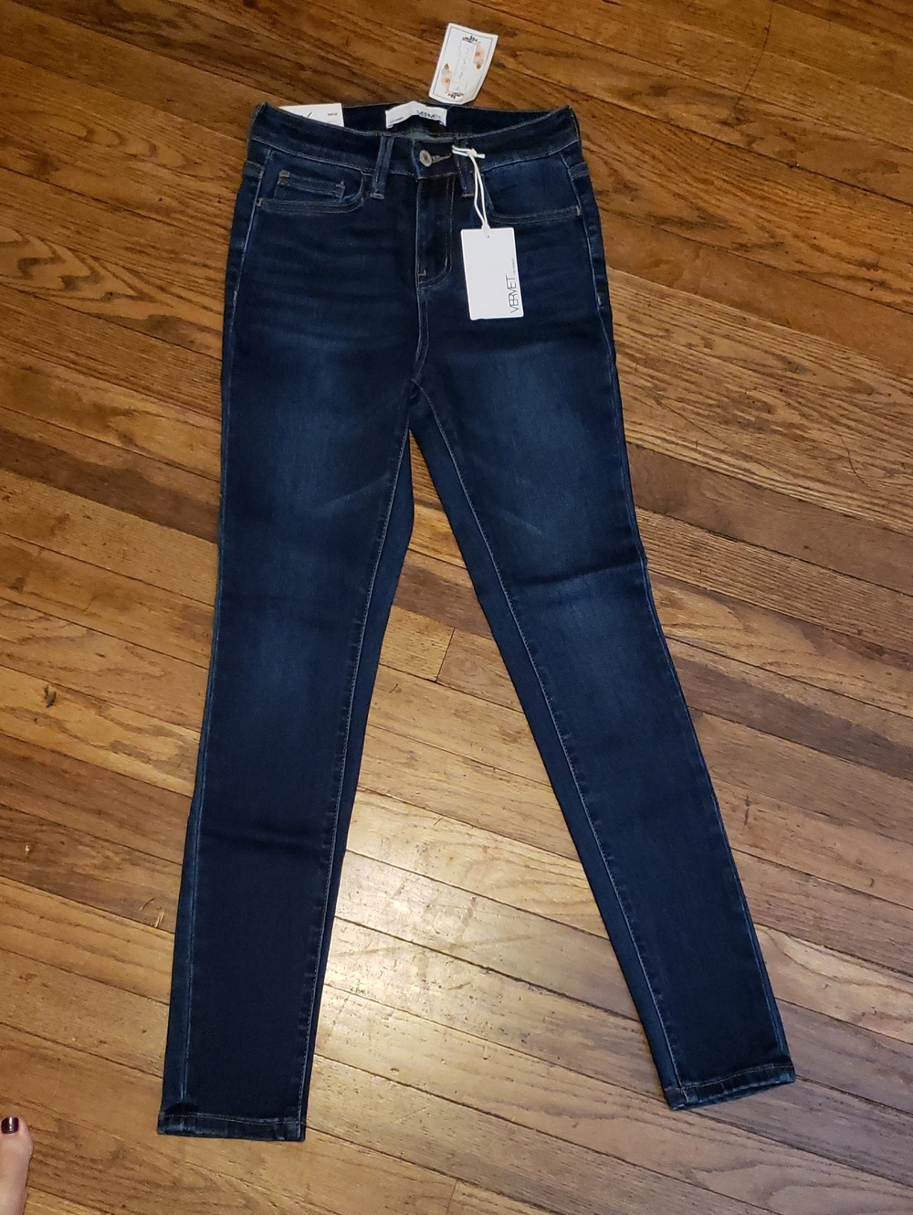 Vervet High Rise Skinny Sz 25 - Reg Length Of 31-32